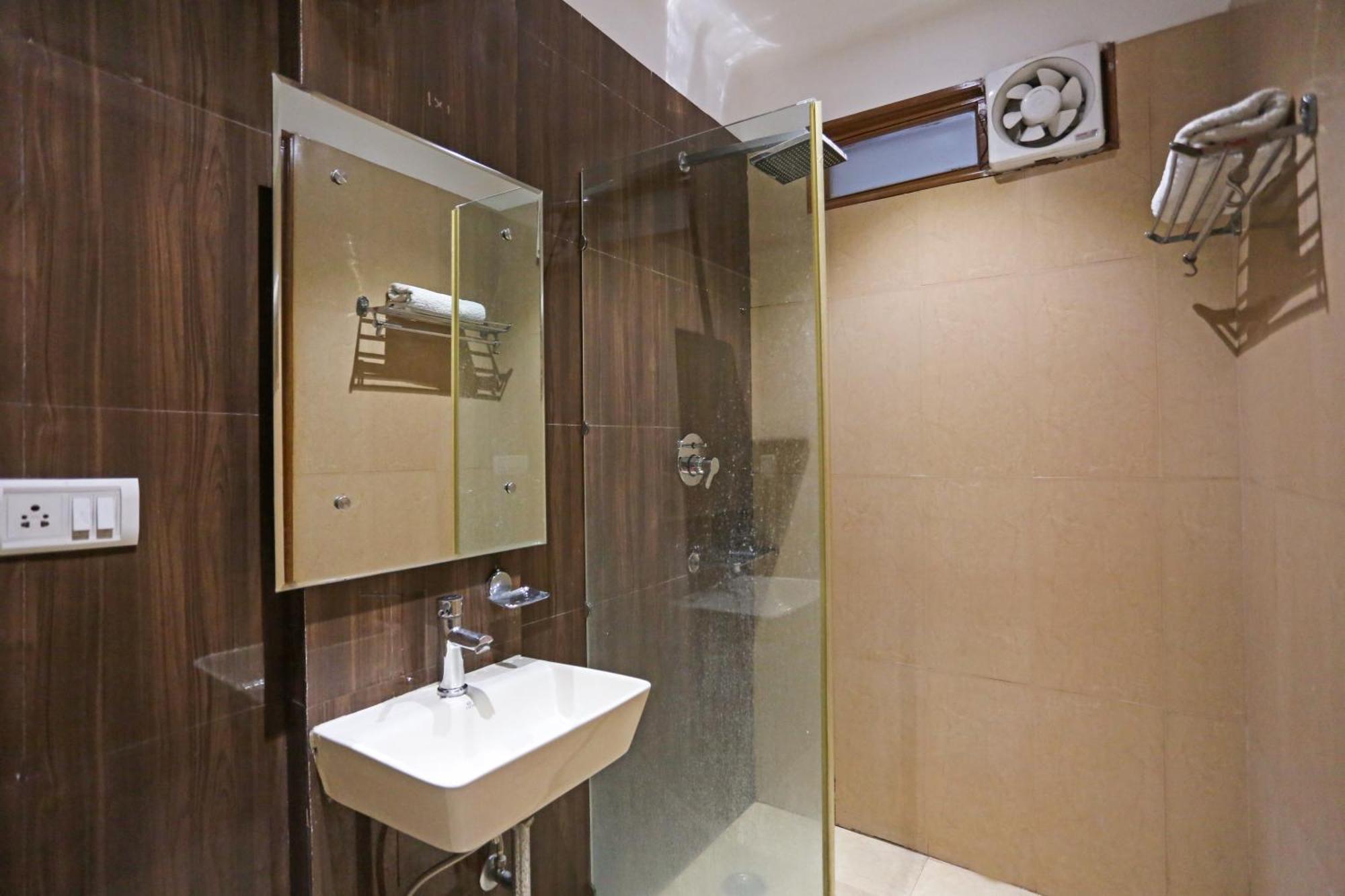 Hotel Fortuner, Karol Bagh, New Delhi Exteriör bild