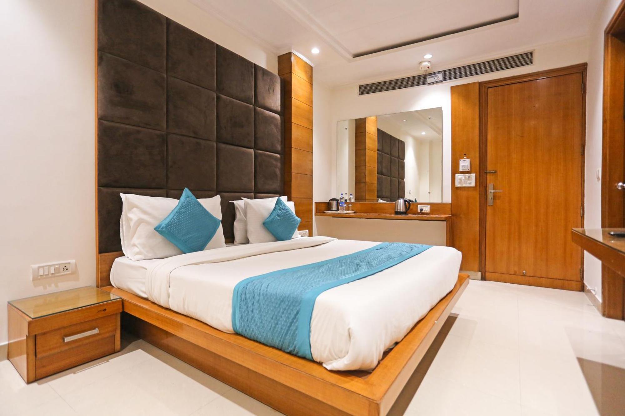 Hotel Fortuner, Karol Bagh, New Delhi Exteriör bild
